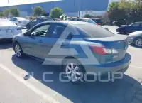 2010 Mazda 3 photo