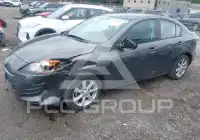 2010 Mazda 3 photo
