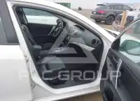 2010 Mazda 3 photo