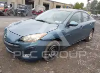 2010 Mazda 3 photo