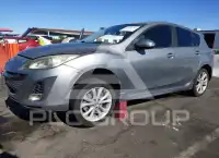 2010 Mazda 3 photo