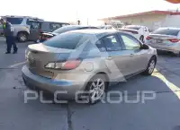 2010 Mazda 3 photo