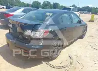 2010 Mazda 3 photo