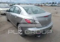 2010 Mazda 3 photo