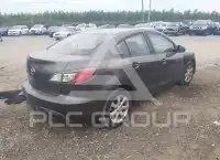 2010 Mazda 3 photo