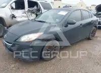 2010 Mazda 3 photo