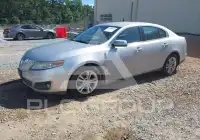 2010 Lincoln MKS photo