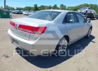 2010 Lincoln MKZ photo