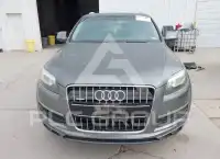 2010 Audi Q7 photo