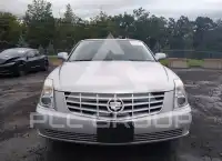 2010 Cadillac DTS фото