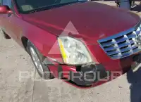 2010 Cadillac DTS photo