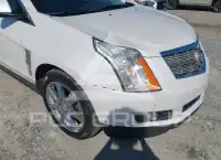 2010 Cadillac SRX photo