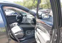 2010 Cadillac SRX фото