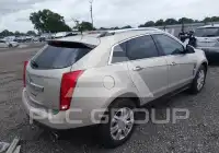 2010 Cadillac SRX photo