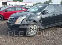 2010 Cadillac SRX photo