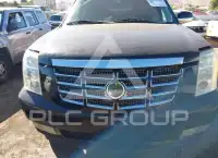 2010 Cadillac ESCALADE фото