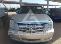 2010 Cadillac ESCALADE photo