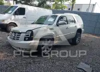 2010 Cadillac ESCALADE фото