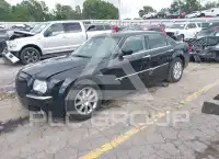 2010 Chrysler 300 photo
