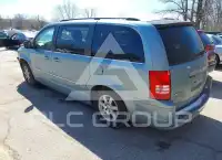 2010 Chrysler TOWN & COUNTRY photo