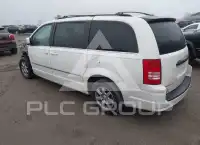 2010 Chrysler TOWN & COUNTRY photo
