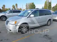 2010 Chrysler TOWN & COUNTRY фото