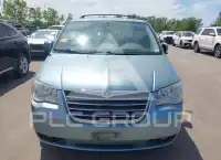 2010 Chrysler TOWN & COUNTRY фото