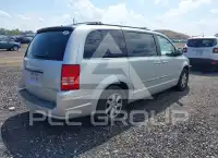 2010 Chrysler TOWN & COUNTRY фото