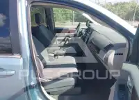 2010 Chrysler TOWN & COUNTRY фото