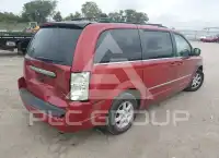 2010 Chrysler TOWN & COUNTRY photo
