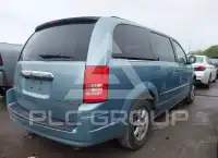 2010 Chrysler TOWN & COUNTRY photo