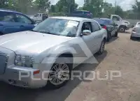 2010 Chrysler 300 фото