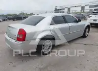 2010 Chrysler 300 фото