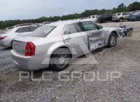 2010 Chrysler 300 фото