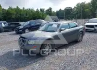2010 Chrysler 300 фото
