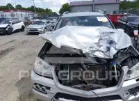 2010 Mercedes Benz GL 450 photo
