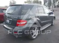 2010 Mercedes Benz ML 550 фото