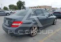 2010 Mercedes Benz C 300 фото