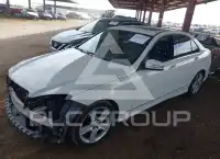 2010 Mercedes Benz C 300 фото