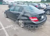 2010 Mercedes Benz C 300 фото