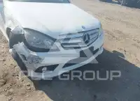 2010 Mercedes Benz C 300 фото