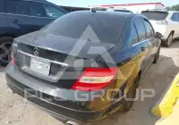 2010 Mercedes Benz C 300 фото