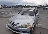 2010 Mercedes Benz C 300 photo