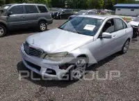 2010 Mercedes Benz C 300 фото
