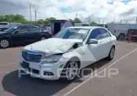 2010 Mercedes Benz C 300 фото