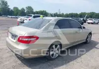 2010 Mercedes Benz E 350 фото