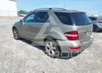 2010 Mercedes Benz ML 350 фото