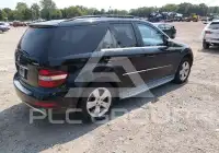 2010 Mercedes Benz ML 350 фото