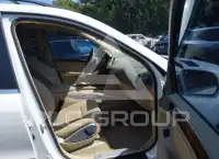 2010 Mercedes Benz ML 350 photo