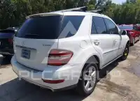2010 Mercedes Benz ML 350 photo